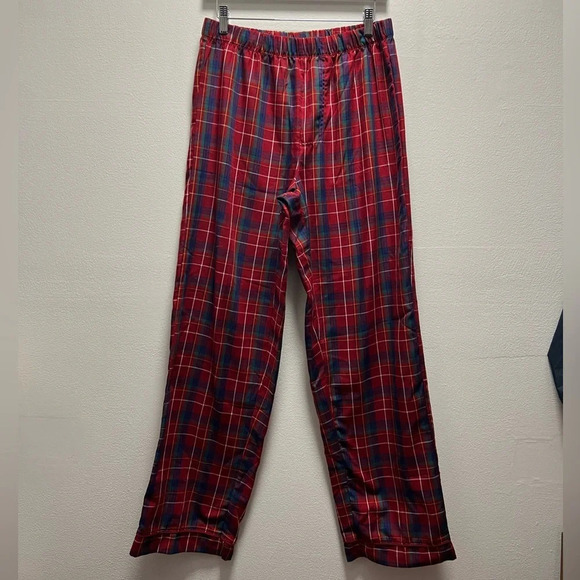 Disney Mikey Mouse Plaid Pajama Set - Picture 6 of 9